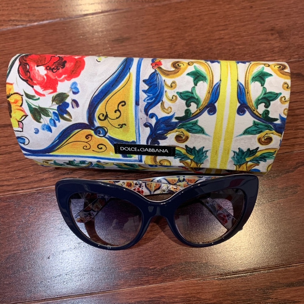 Dolce and Gabbana exotic sunglasses - Picture 2 of 5
